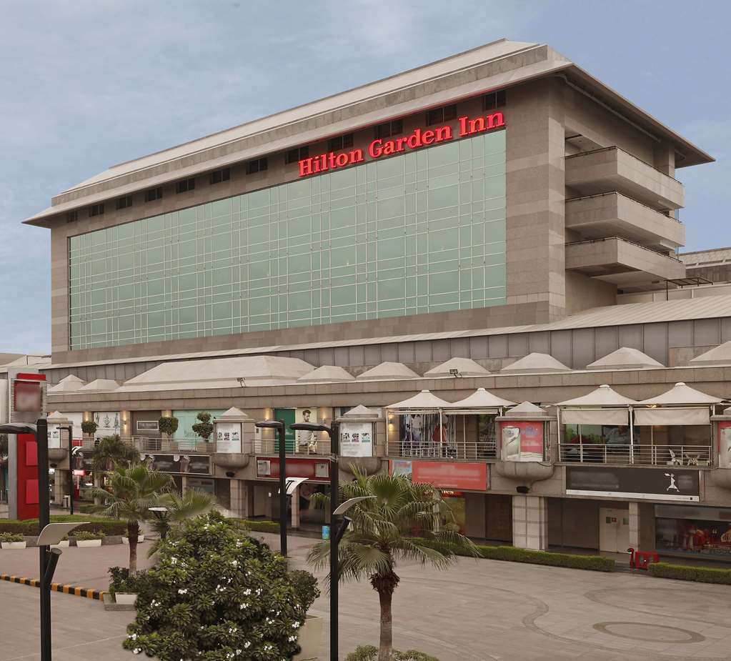 Hilton Garden Inn New Delhi/Saket מראה חיצוני תמונה